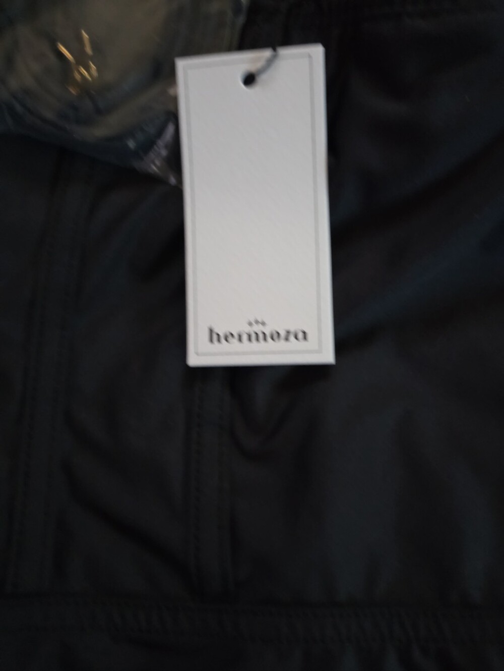 Hermoza Regina Bandeau Sculpting Onepiece Black 158.00 Size 8 Removable Straps - Picture 5 of 6
